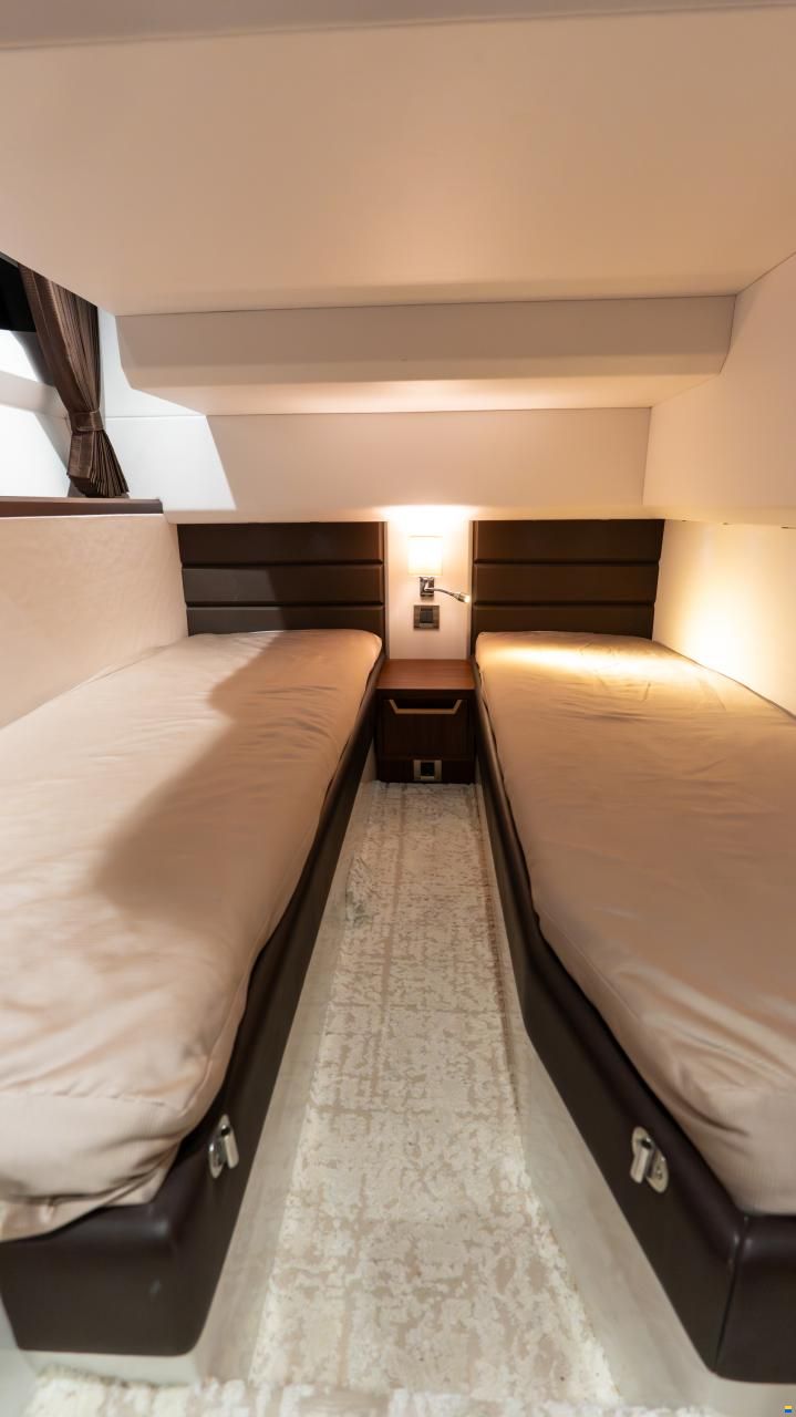 Galeon 420 Fly