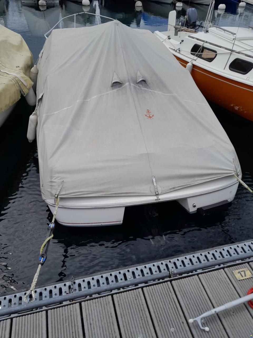 Bayliner 2052 Capri Cuddy