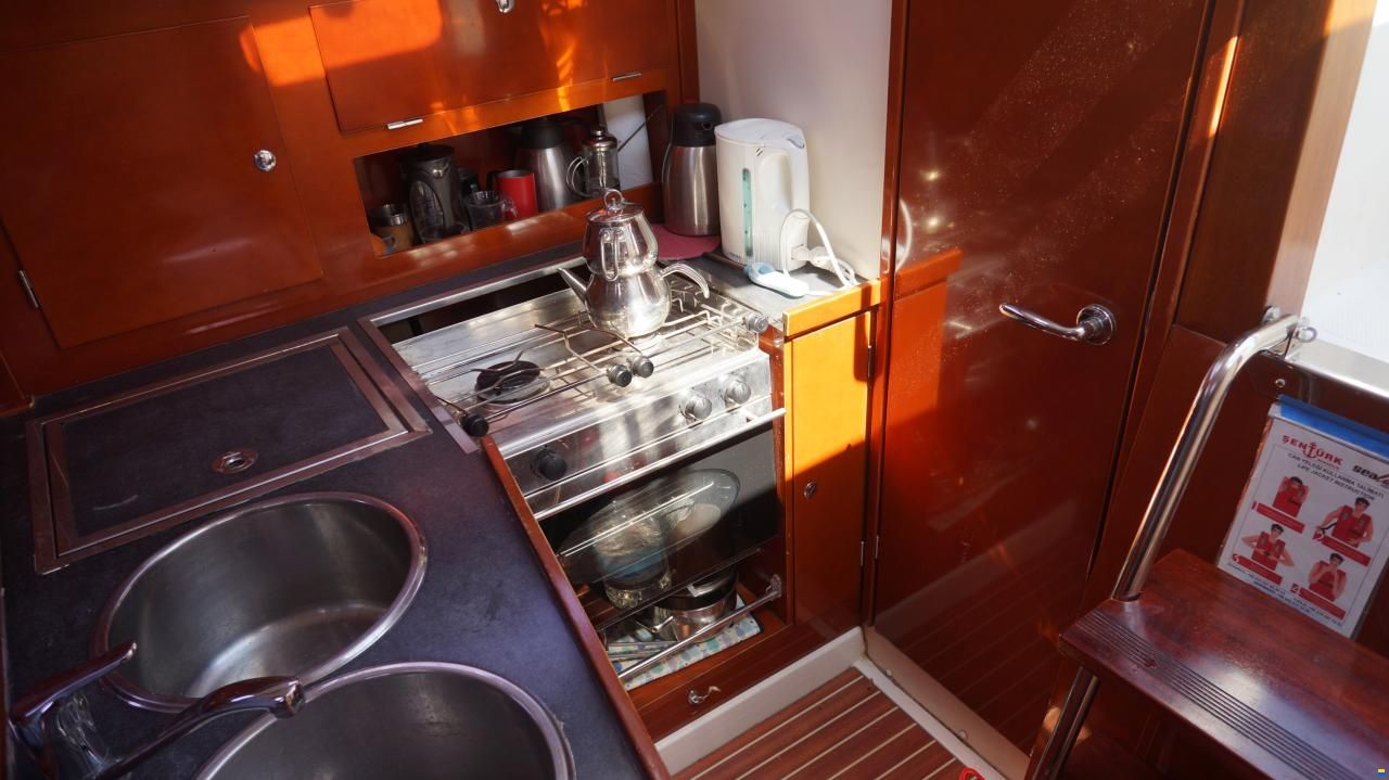 Hanse 342
