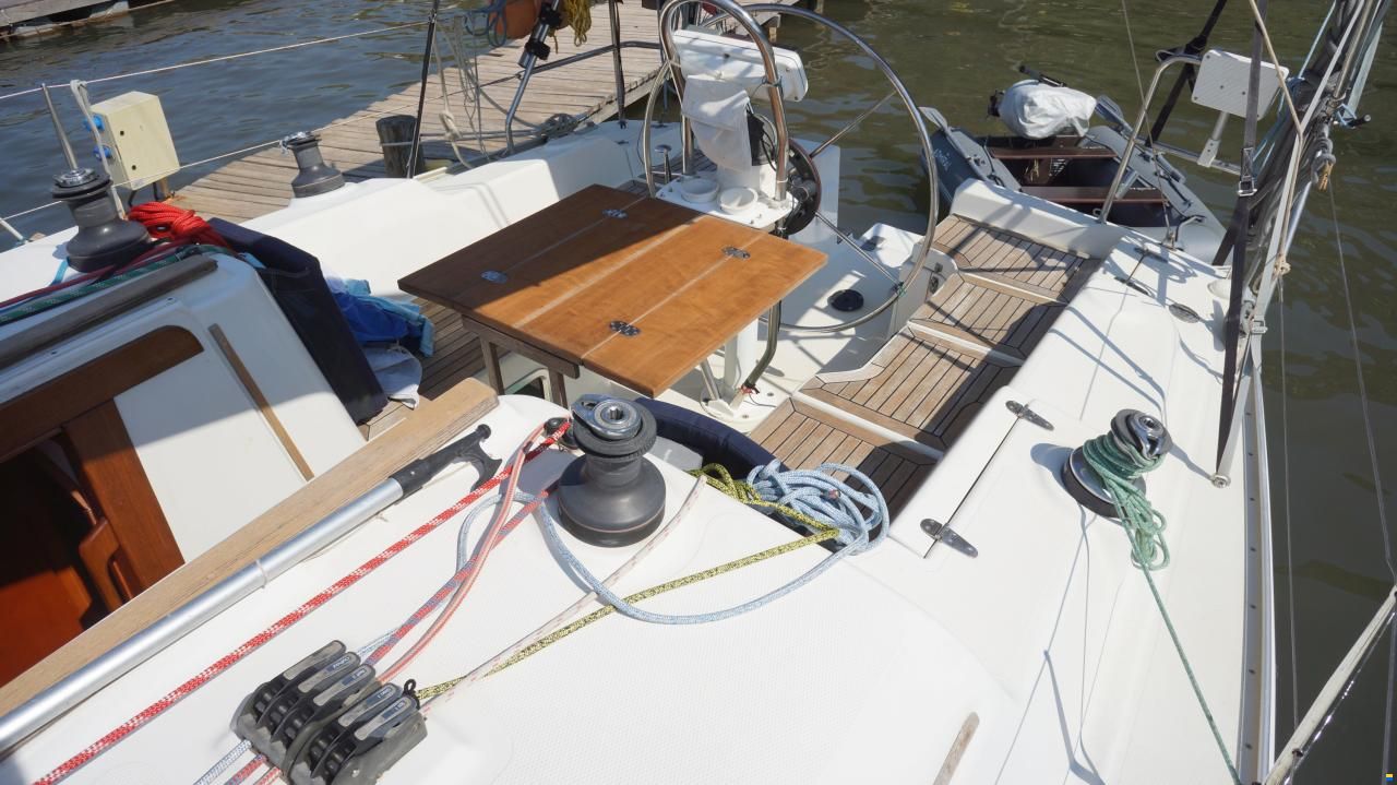 Hanse 342
