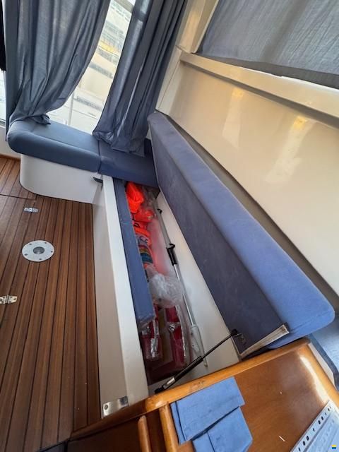 Rio Iberica 800 Cabin Fish