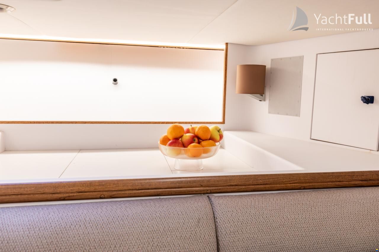 Van Dam Nordia 82 Ketch