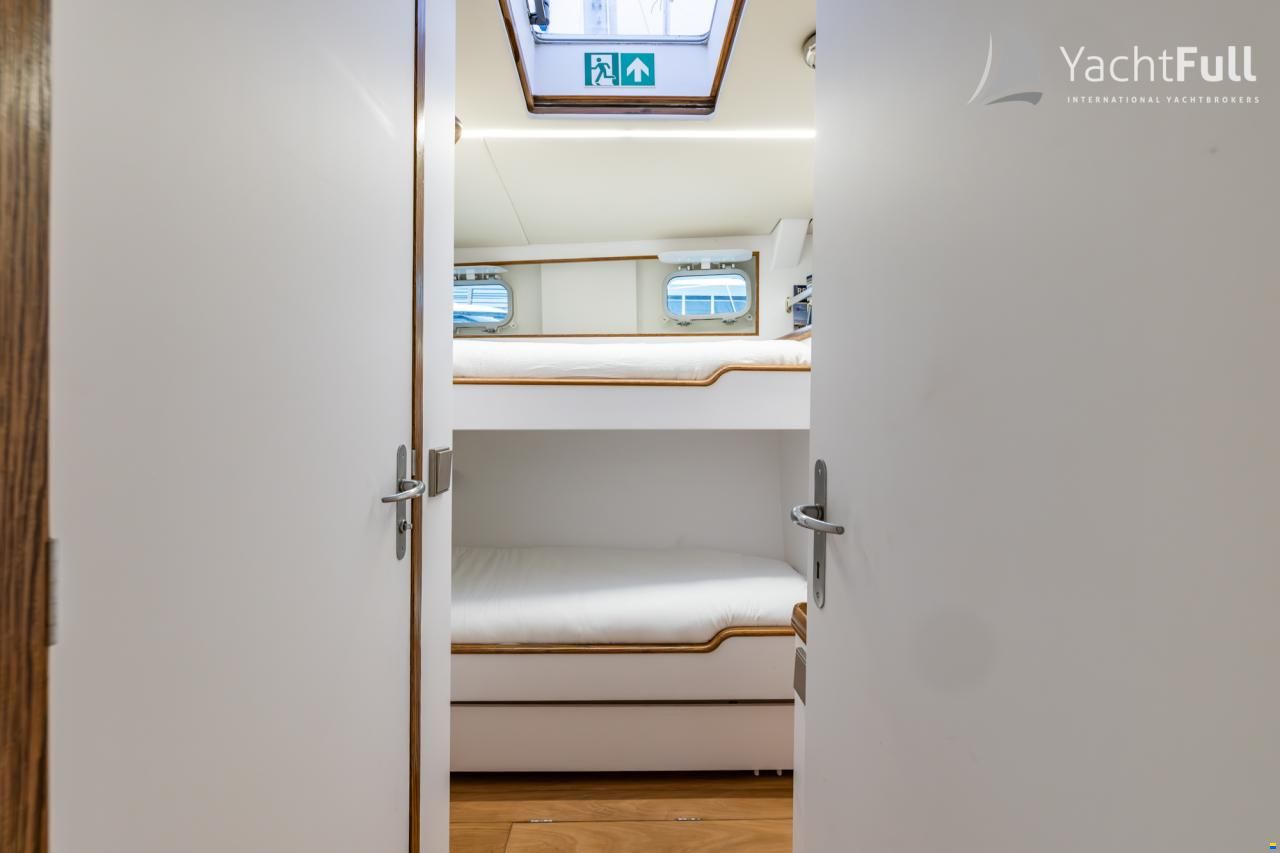 Van Dam Nordia 82 Ketch