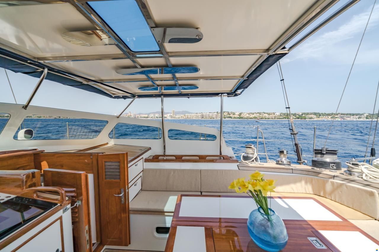 Van Dam Nordia 82 Ketch