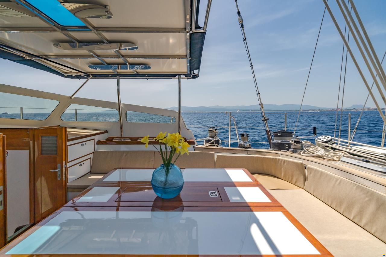 Van Dam Nordia 82 Ketch