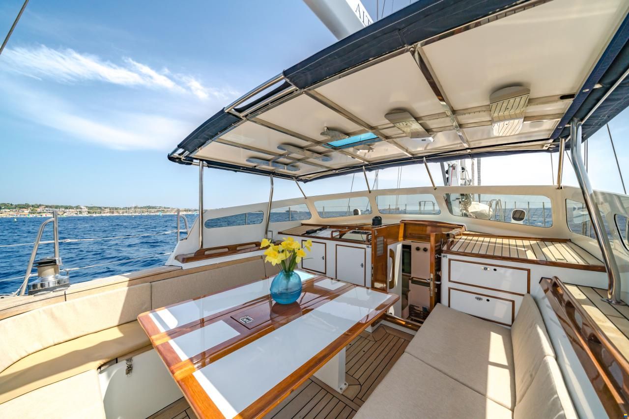 Van Dam Nordia 82 Ketch