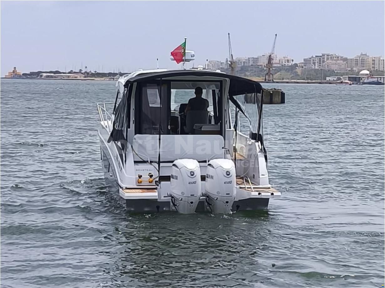 Beneteau Antares 9 OB