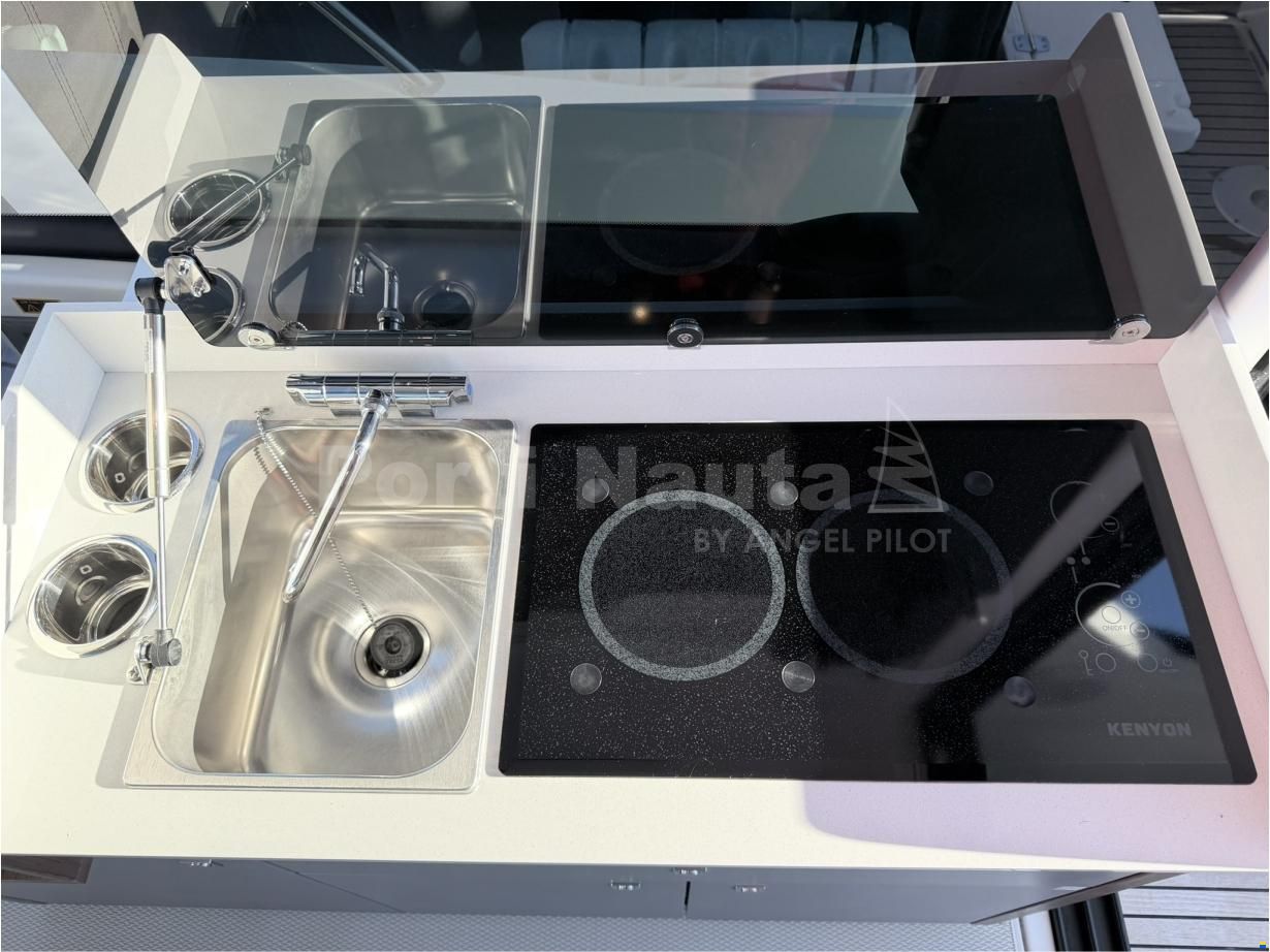 Beneteau Antares 9 OB