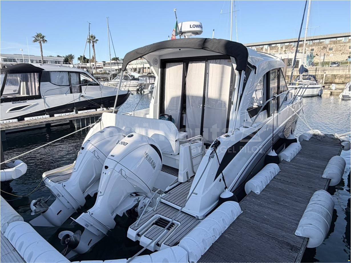 Beneteau Antares 9 OB