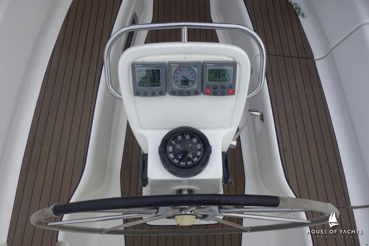 Bavaria 32