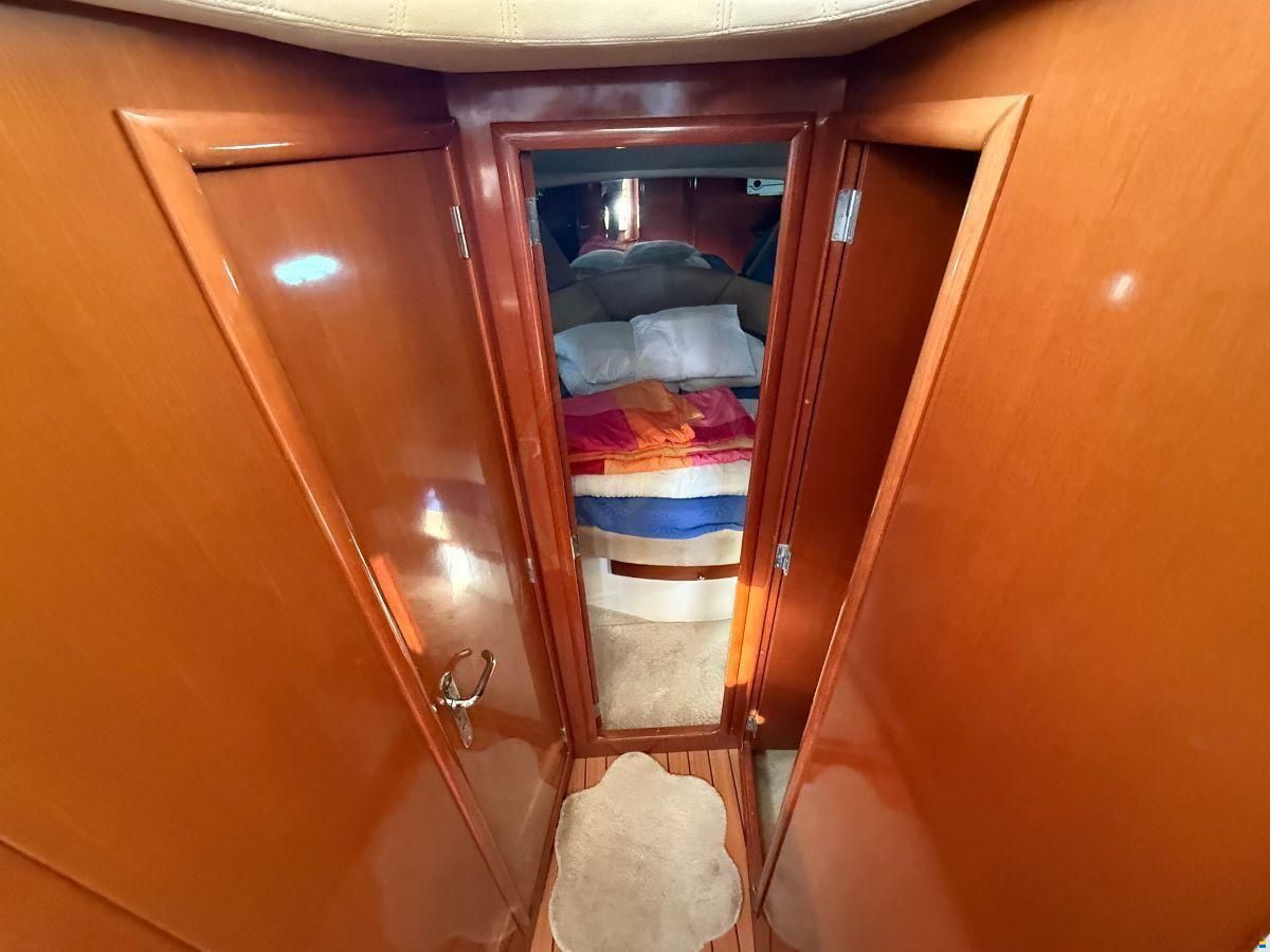 Prestige 36