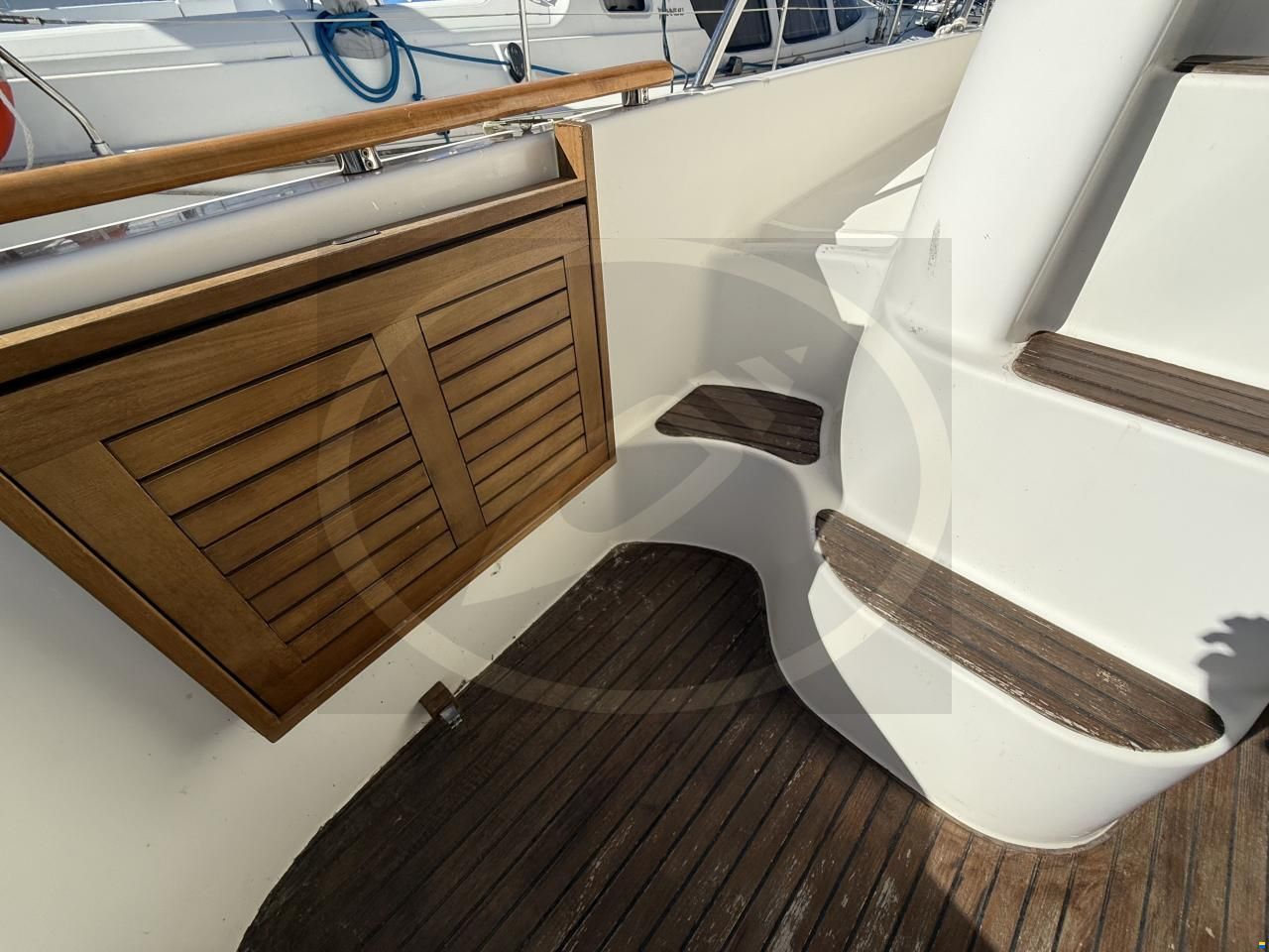 Prestige 36