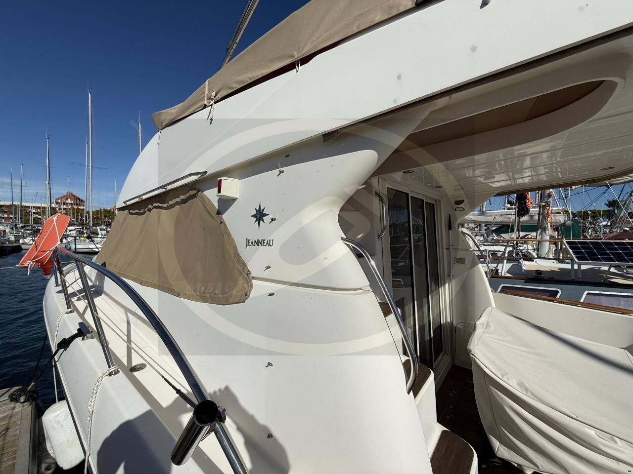 Prestige 36