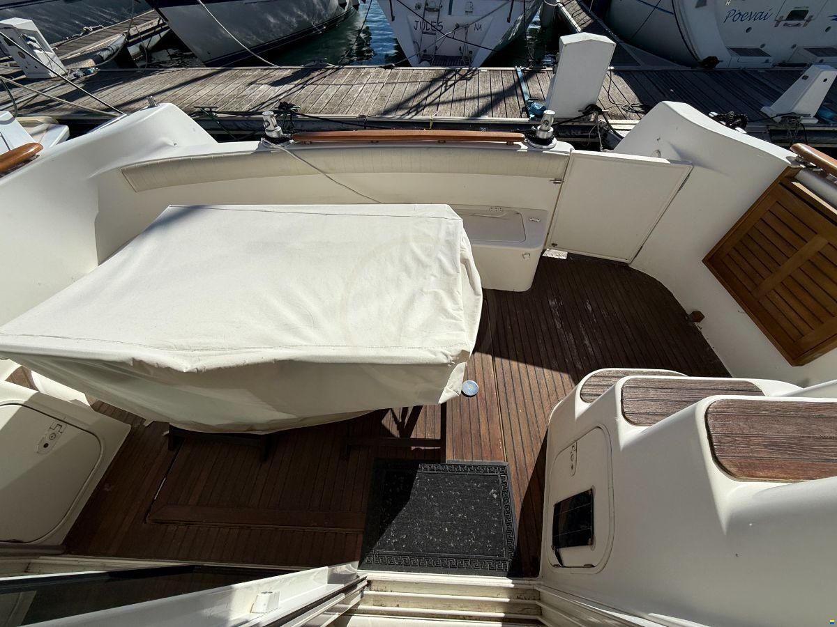 Prestige 36