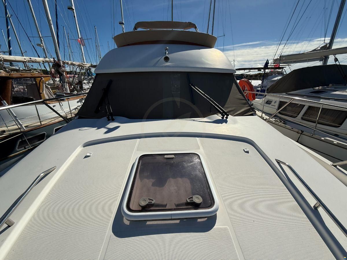 Prestige 36
