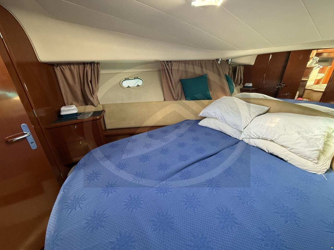 Prestige 36
