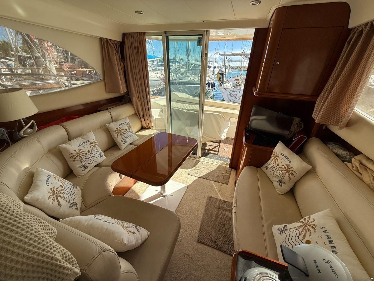 Prestige 36