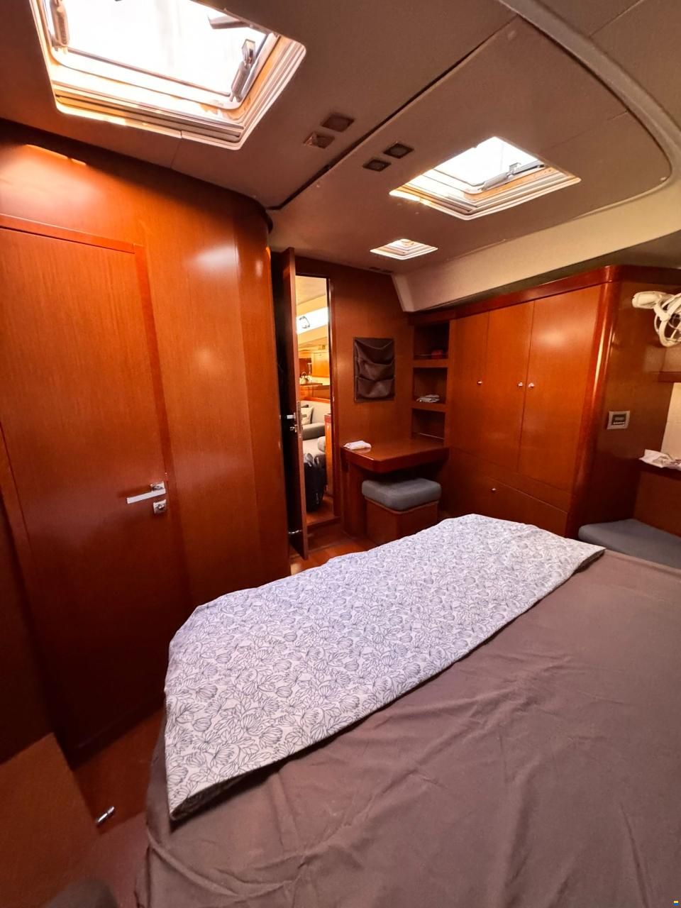 Beneteau Oceanis 58