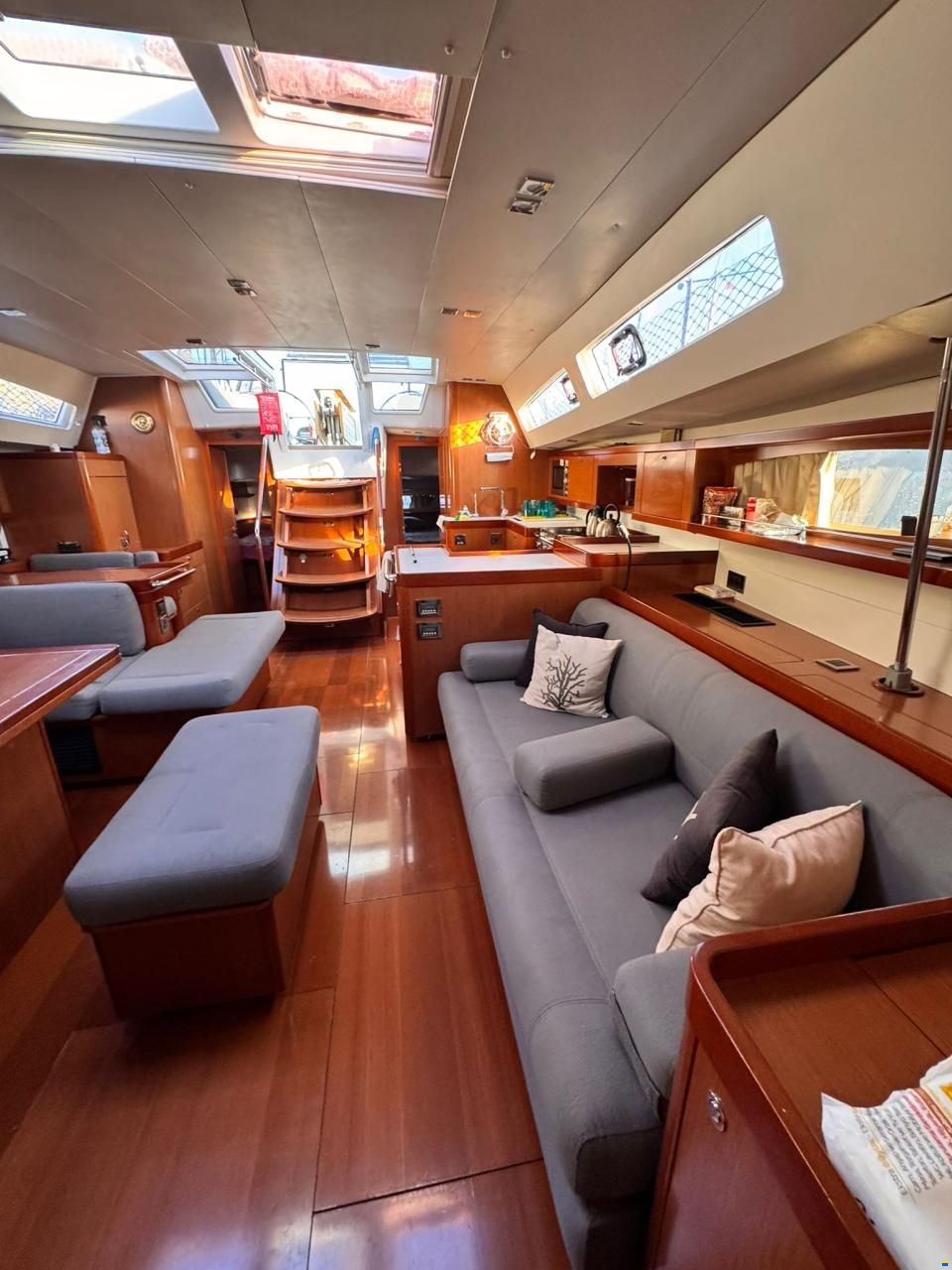 Beneteau Oceanis 58