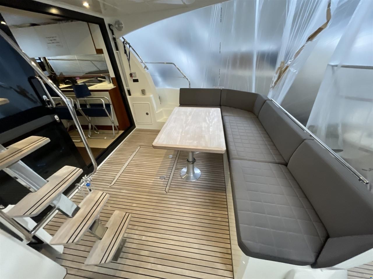 Prestige 460 Fly