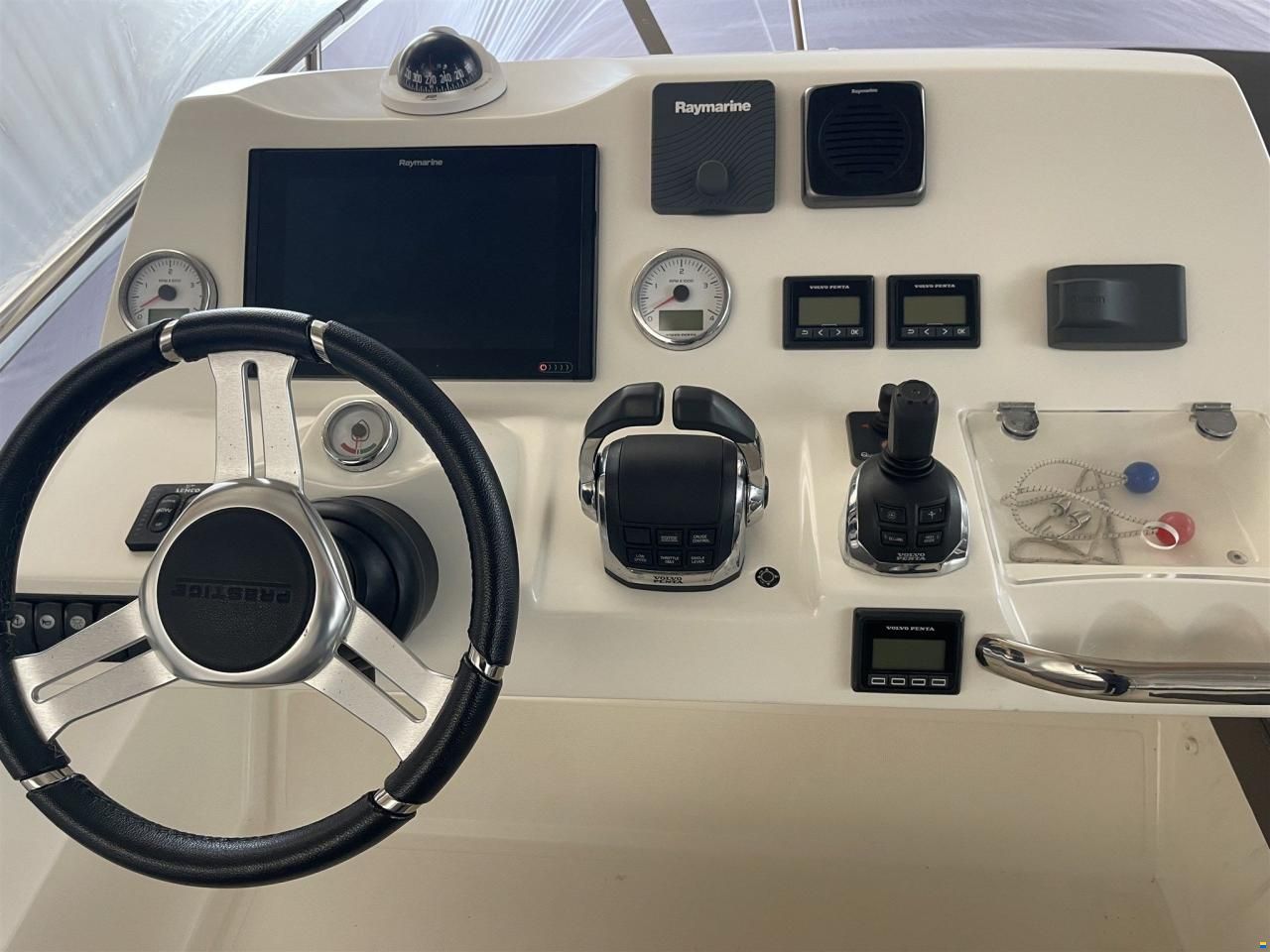 Prestige 460 Fly