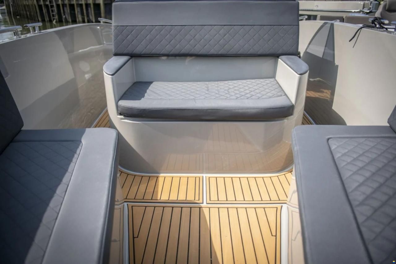 Maxima 700 Sport