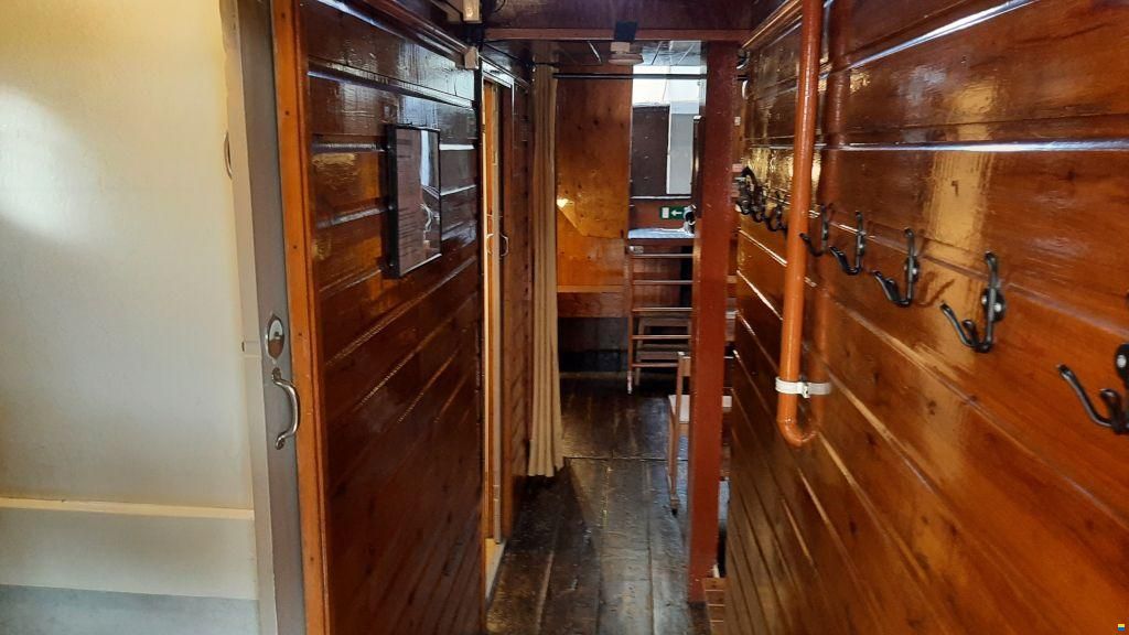 Tjalk Woonschip ex charter