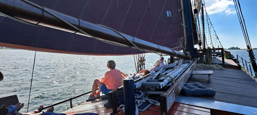 Tjalk Woonschip ex charter