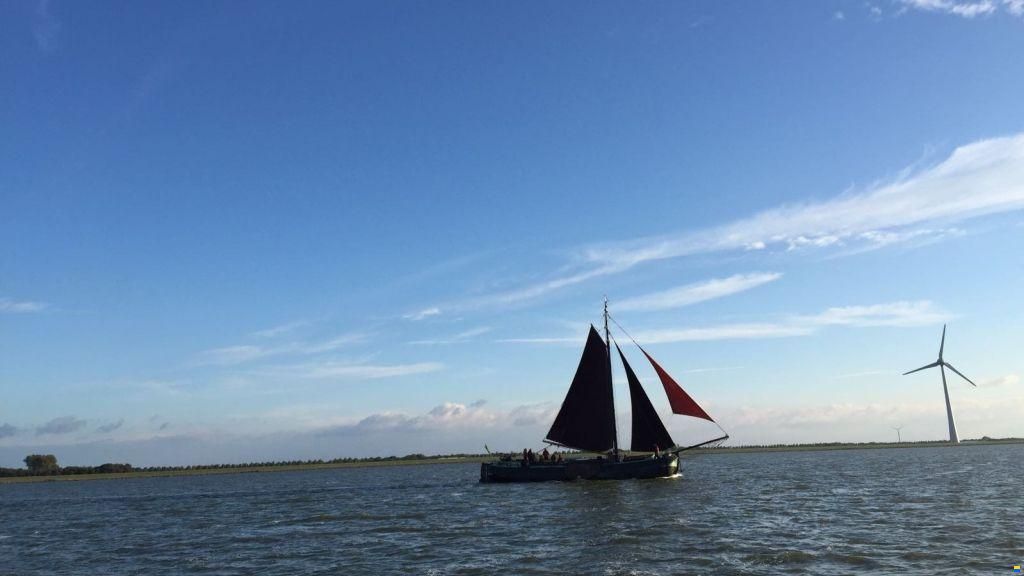Tjalk Woonschip ex charter