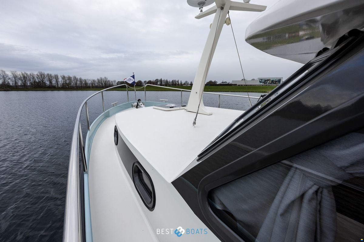 Linssen 30 SL Sedan