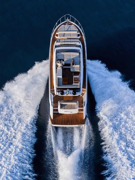 Ferretti 580