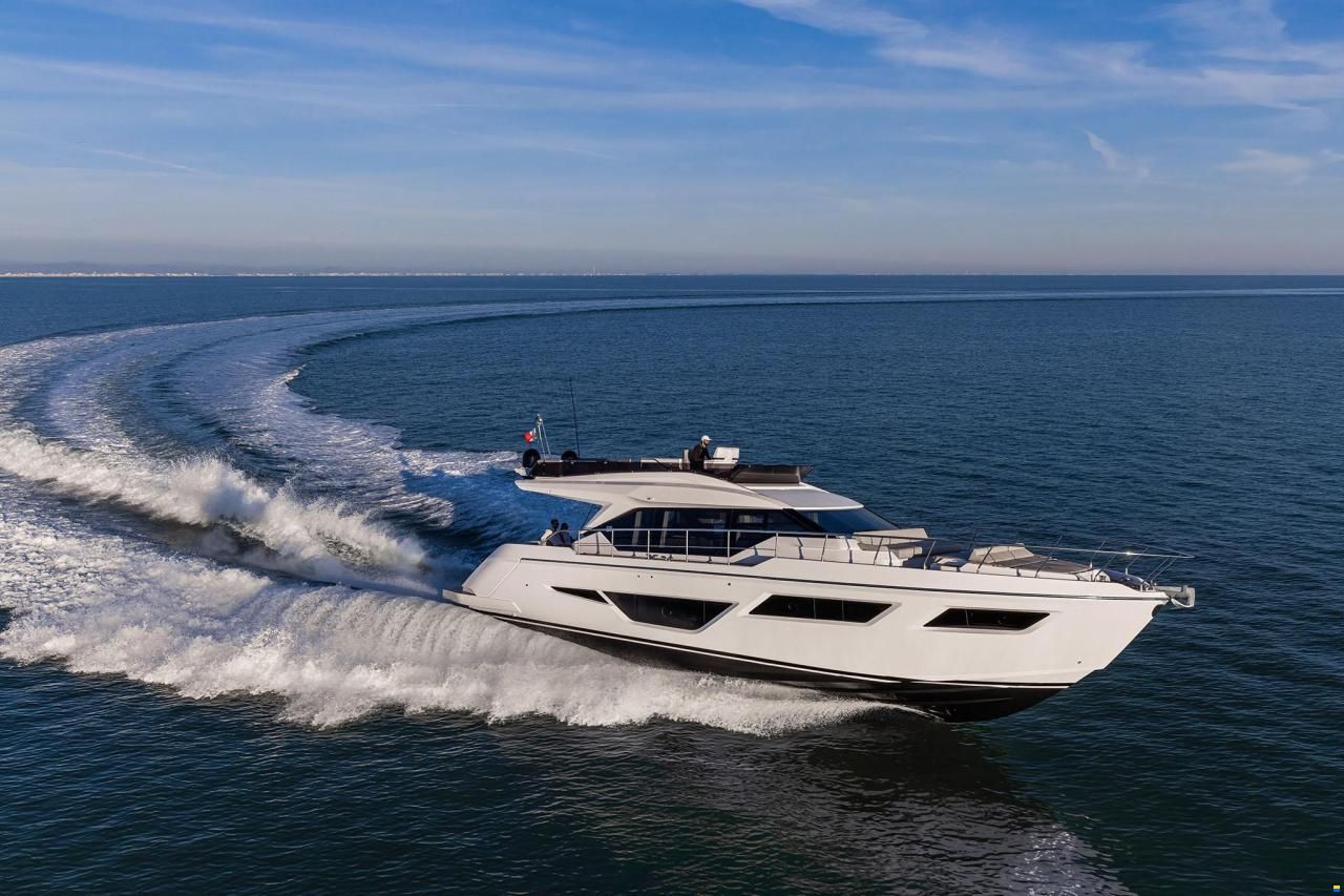 Ferretti 580
