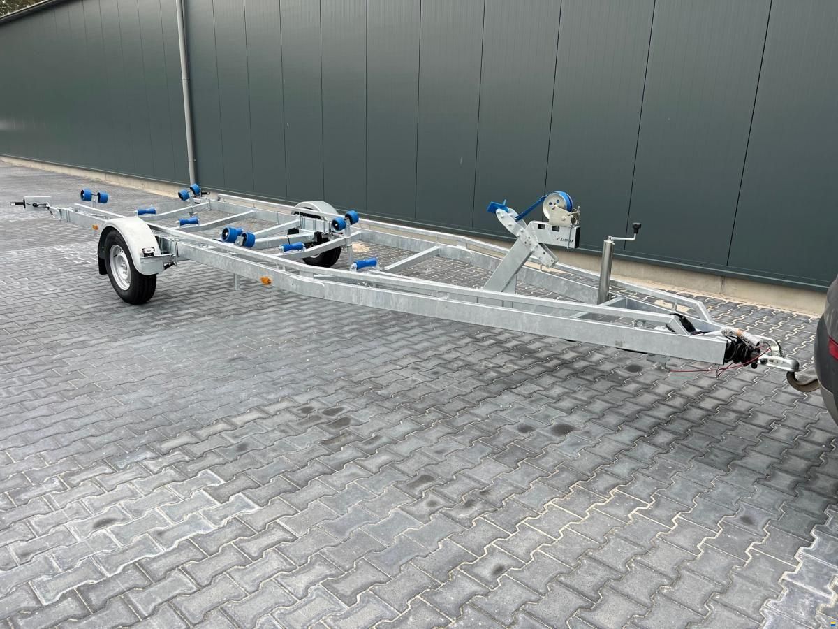 1350, 1500, 1800, 2700, 3000 en 3500kg