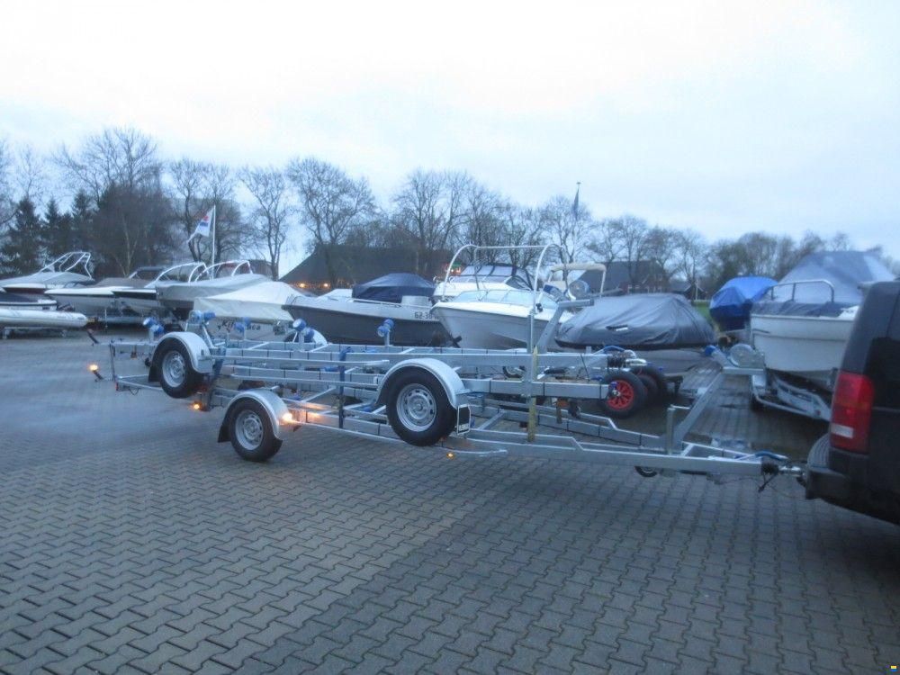 1350, 1500, 1800, 2700, 3000 en 3500kg
