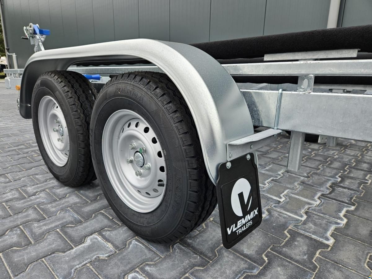F 2700 kg. Balken trailer met Wegklapbar
