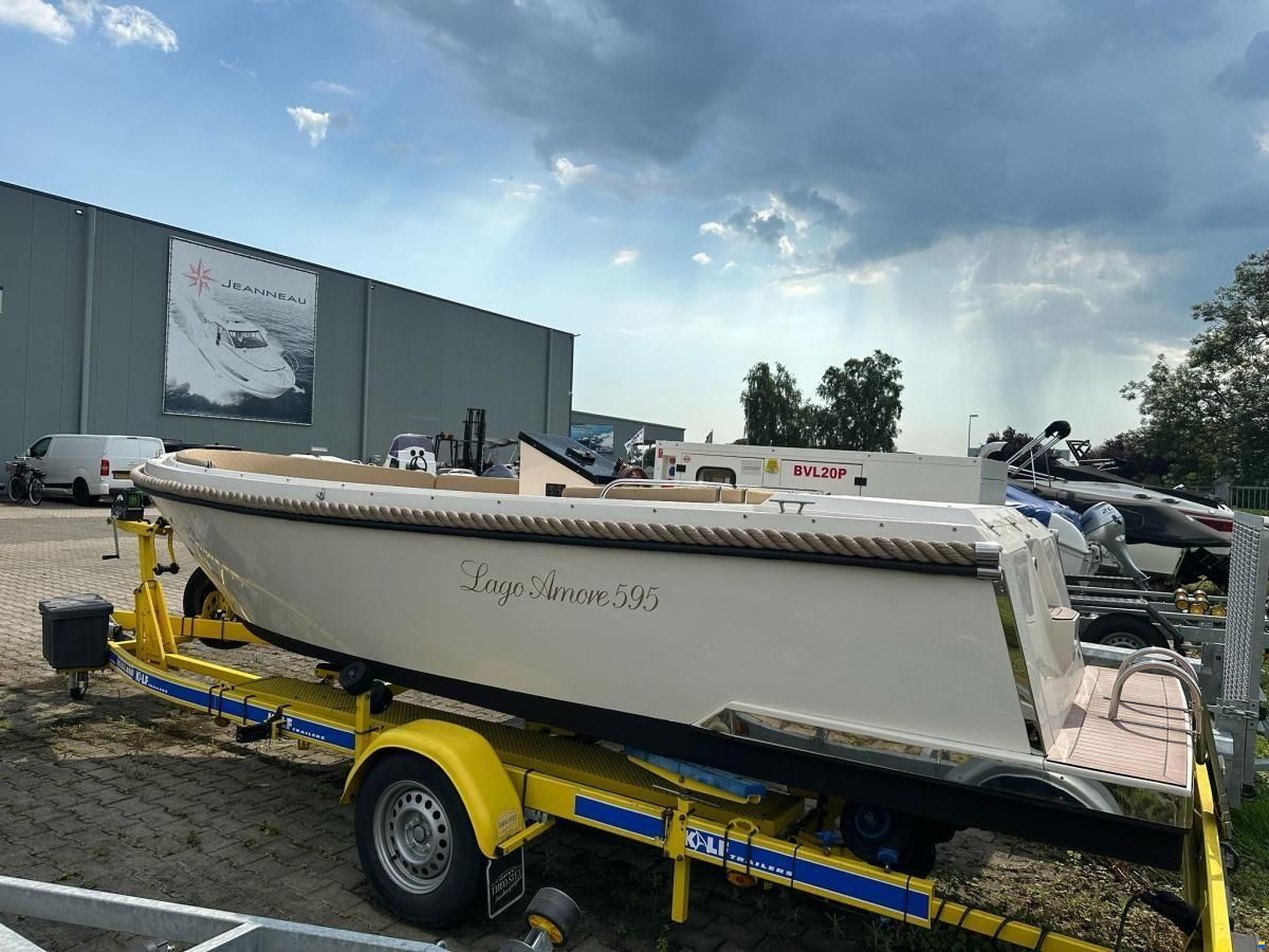 Lago Amore 595 Tender