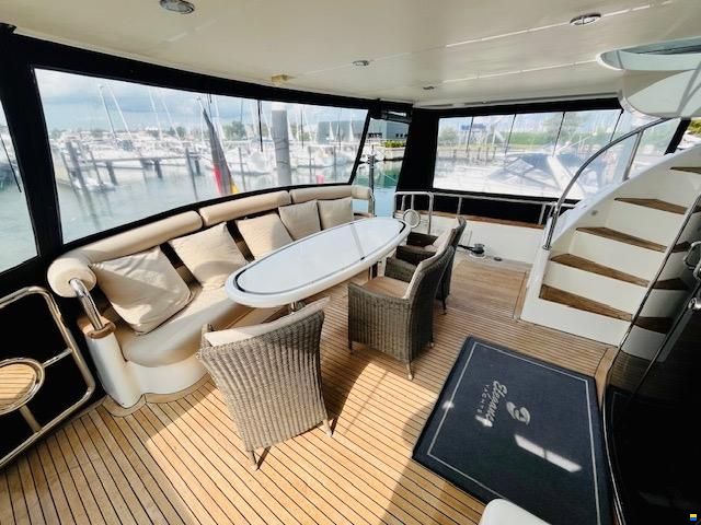 Elegance 68