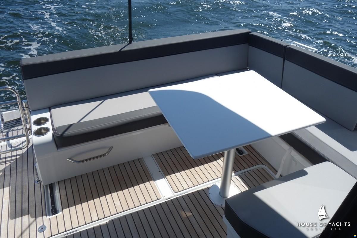Jeanneau Merry Fisher 895