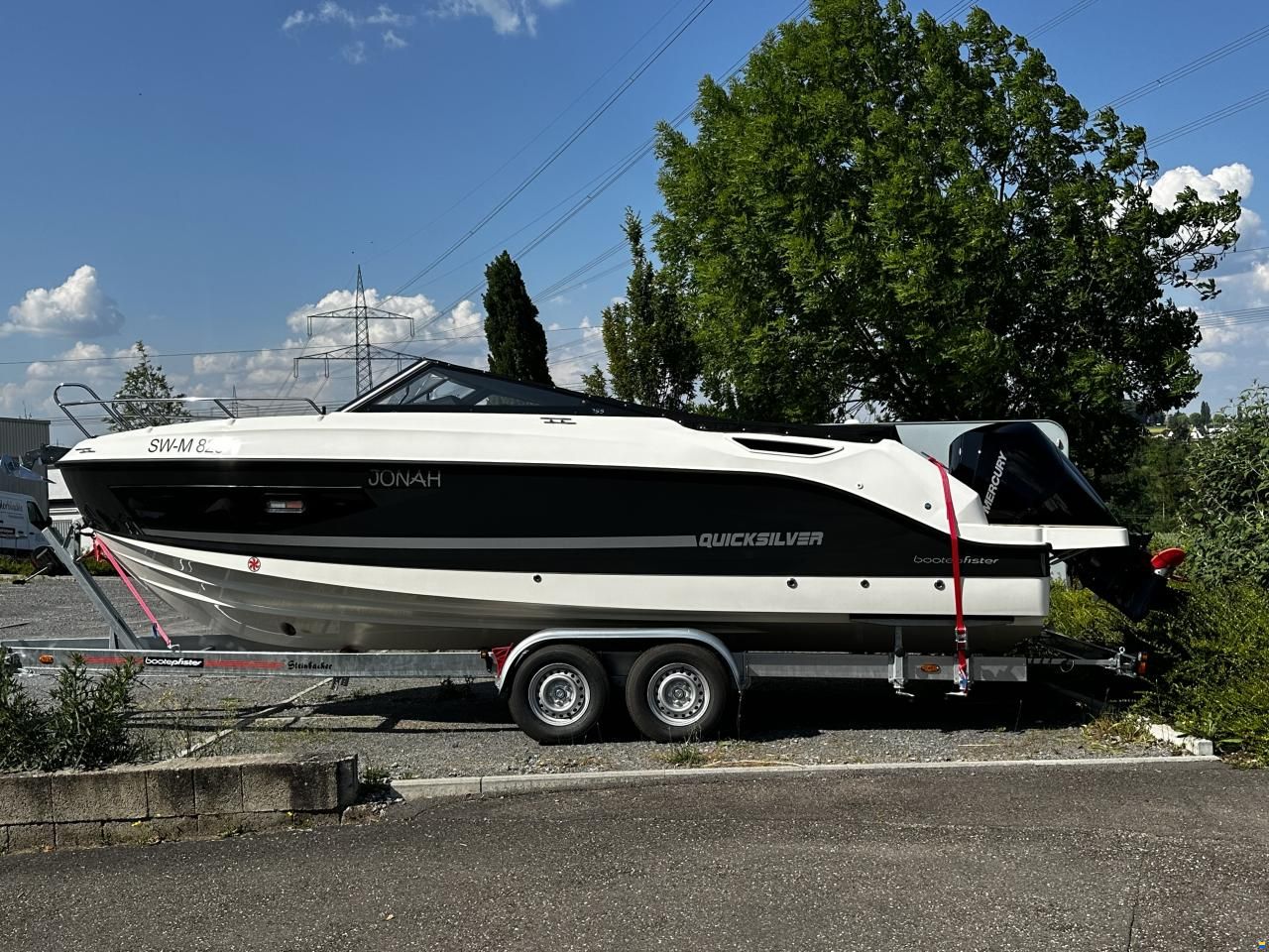 Quicksilver 755