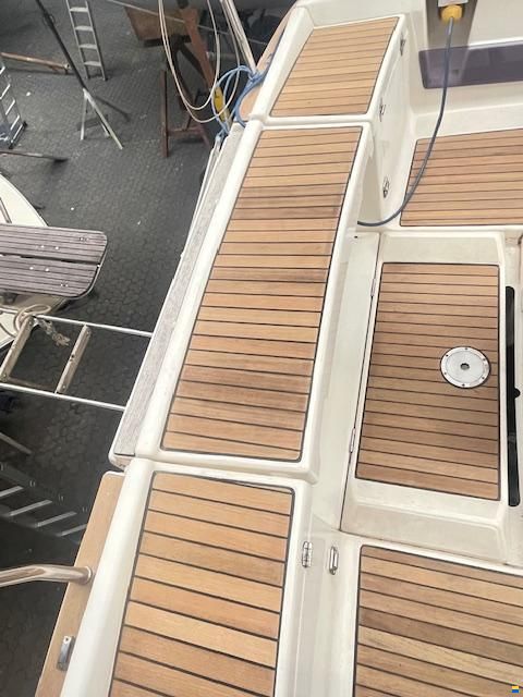 Dufour 40 Performance