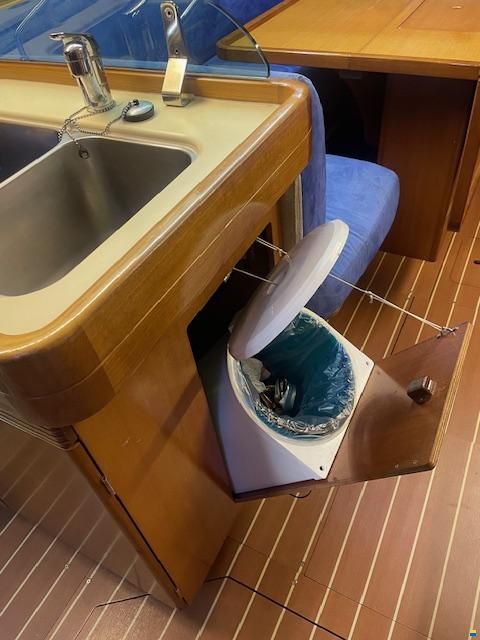 Dufour 40 Performance