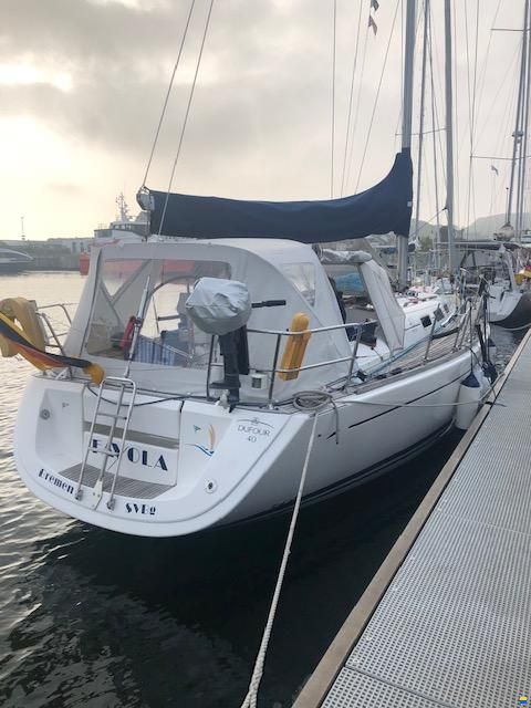 Dufour 40 Performance