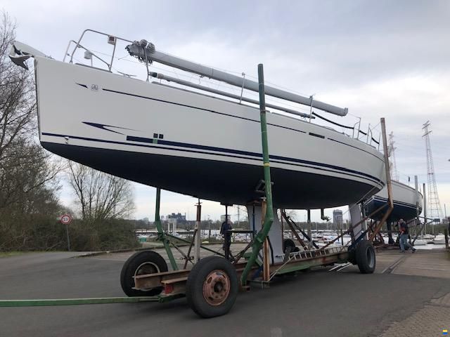 Dufour 40 Performance
