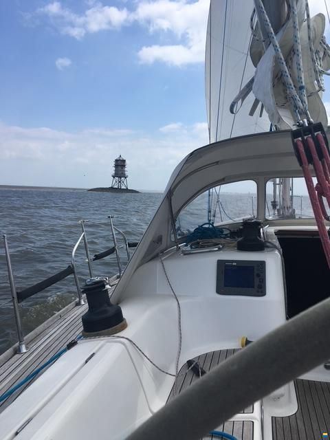 Dufour 40 Performance