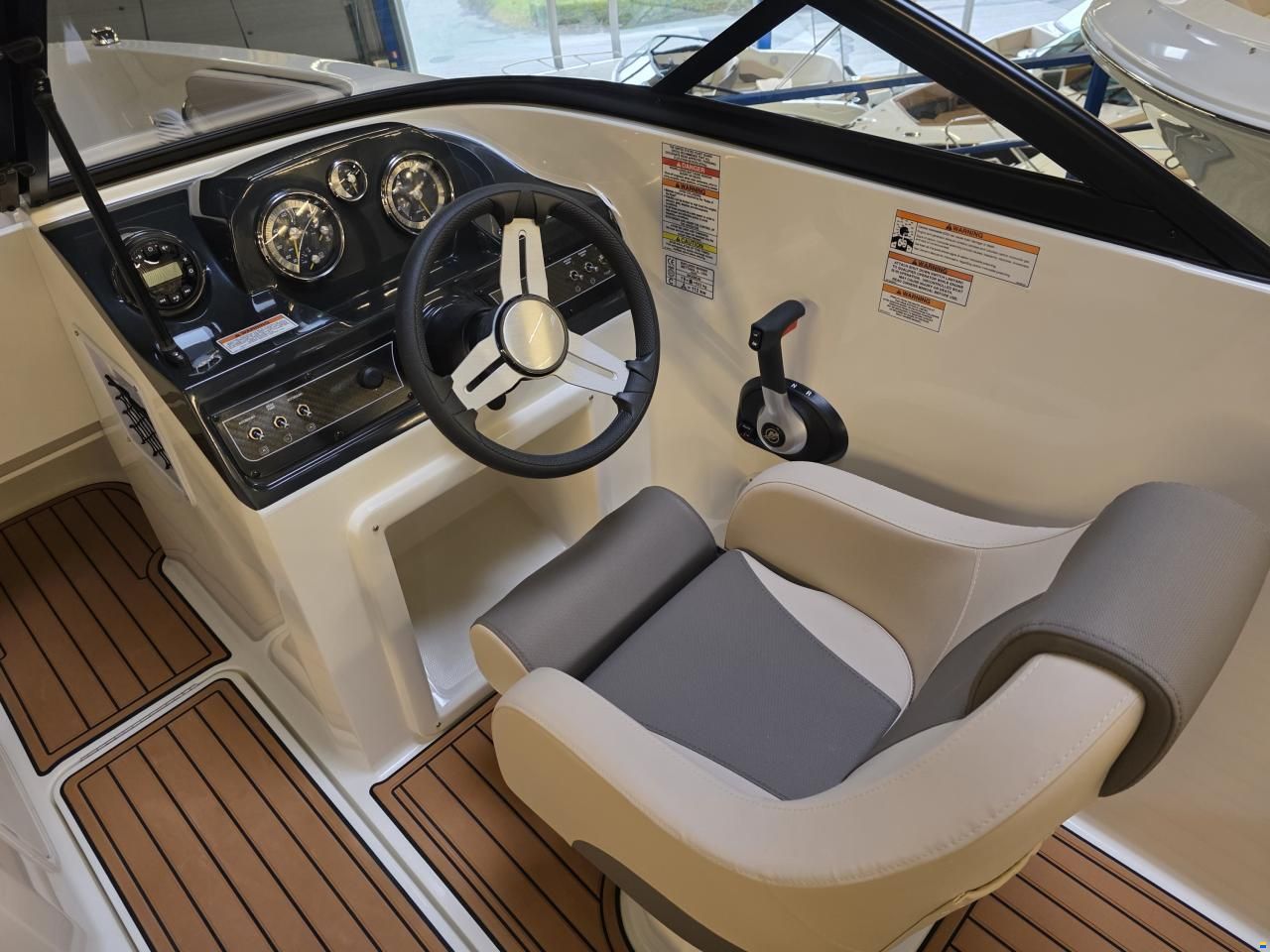 Bayliner VR4 Outboard