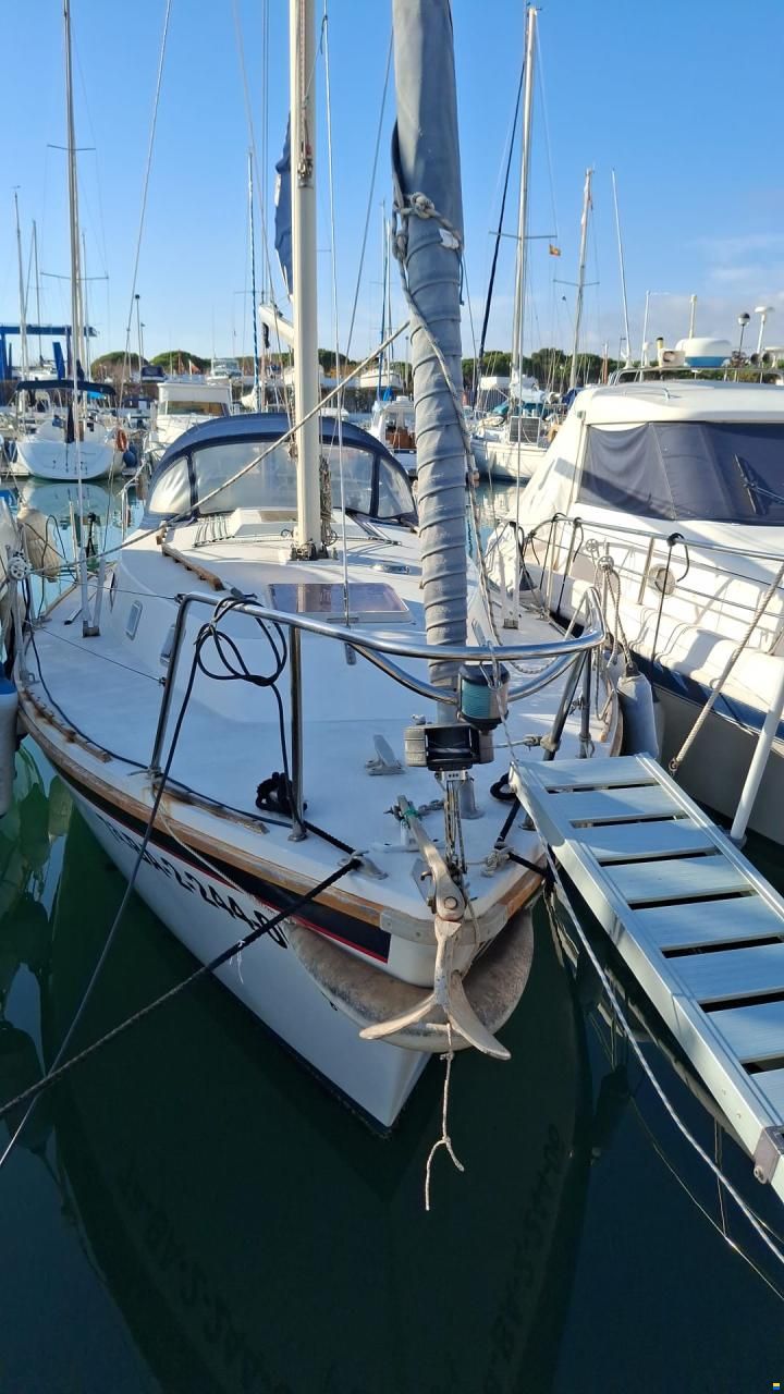 Westerly 880
