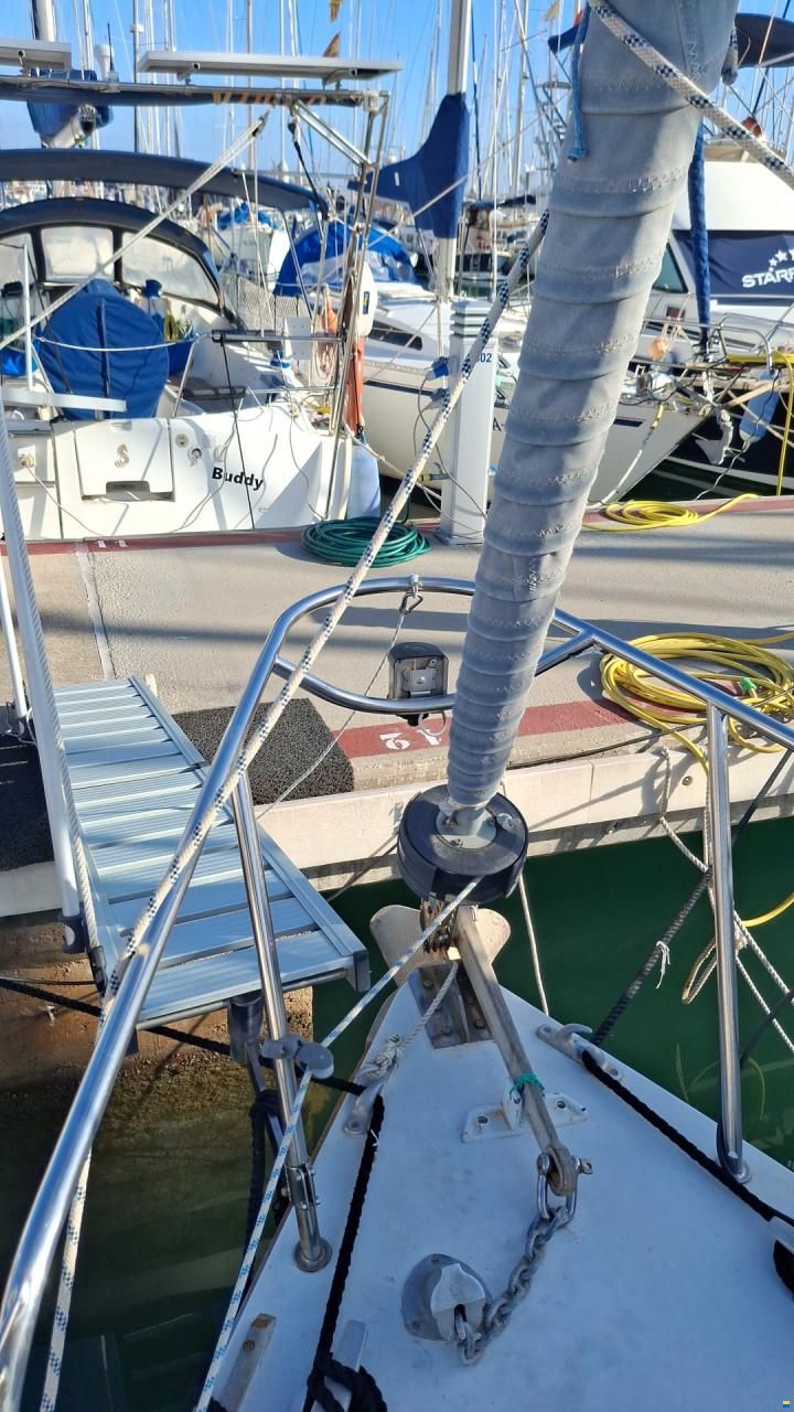 Westerly 880