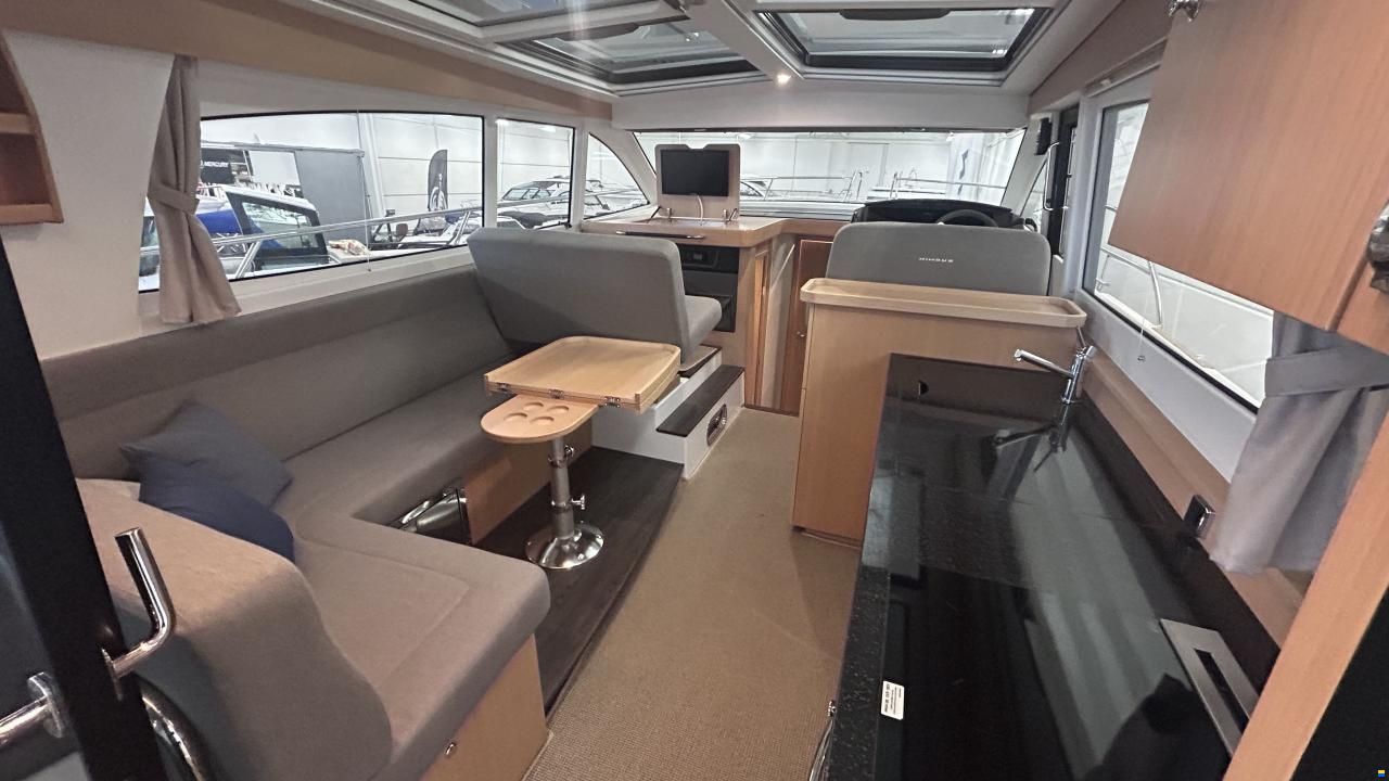 Nimbus 405 Coupe