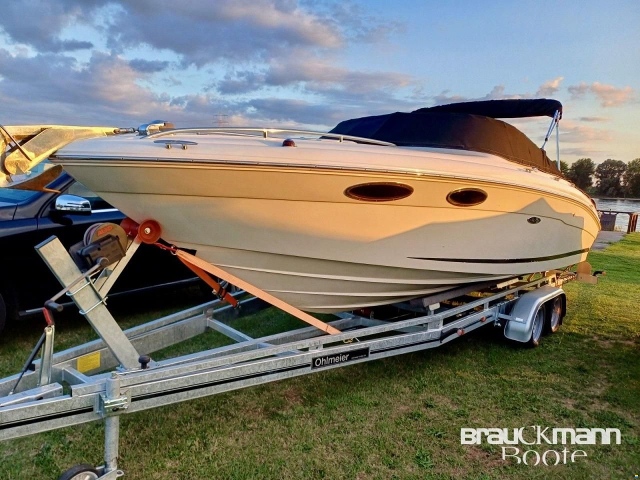 Sea Ray 240 SSE Sunsport