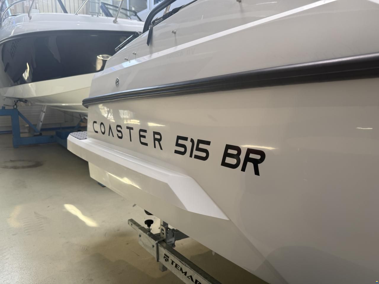 Coaster 515 Bow Rider